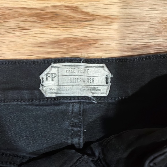 Free people destroyed black denim size 31 - Picture 2 of 2